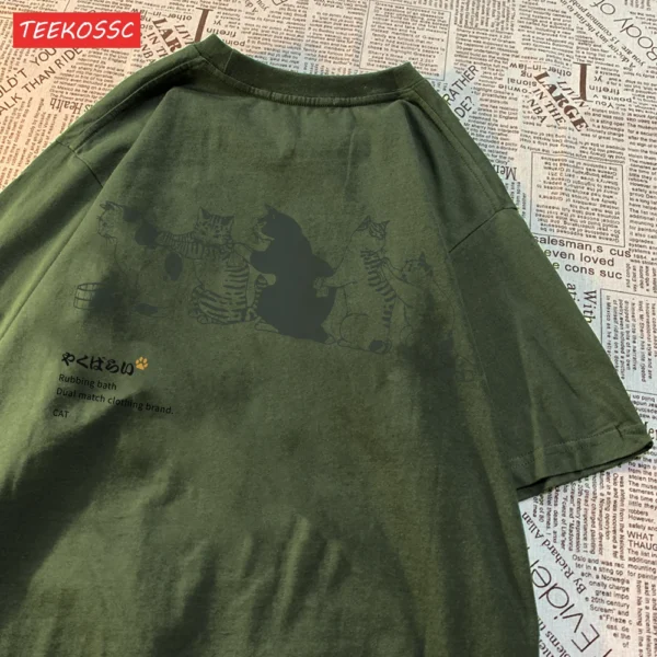 Women's loose fit t-shirt featuring a funny cartoon cat print