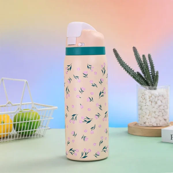 Cartoon insulated stainless steel water bottle with temperature display. BPA-free and eco-friendly.