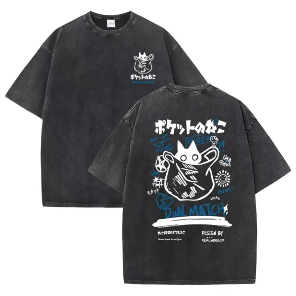 Loose fit Harajuku t-shirt in cotton with a vintage Kawaii cartoon cat print design.