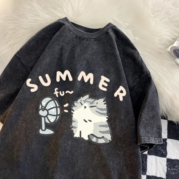 Vintage Blow Fan Cat T-Shirt