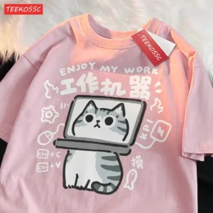 Woman wearing a funny American Shorthair cat t-shirt.