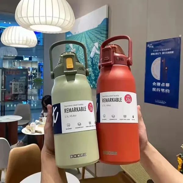 keeping drinks cold and hot. Available in 32oz and 40oz.