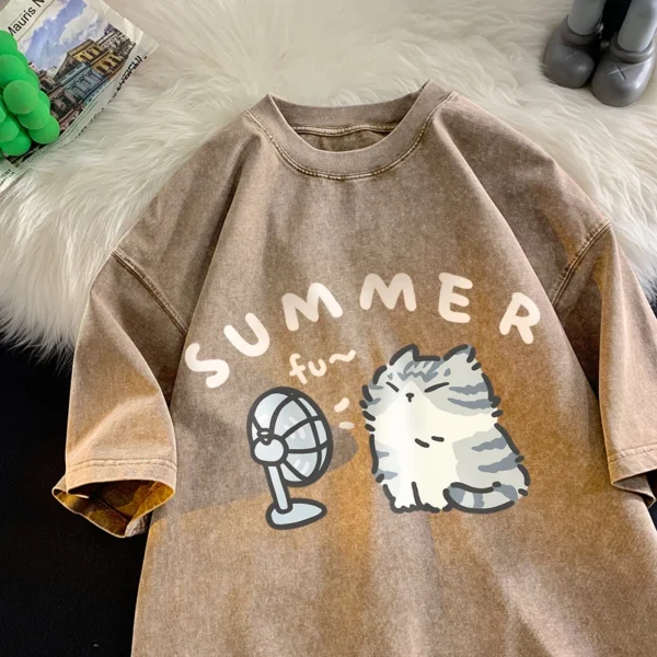 Vintage Blow Fan Cat T-Shirt