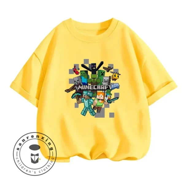 Kids' long sleeve O-neck T-shirt with Minecraft character graphic print. Unisex children's gaming top.