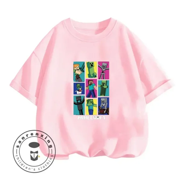 Kids' long sleeve O-neck T-shirt with Minecraft character graphic print. Unisex children's gaming top.