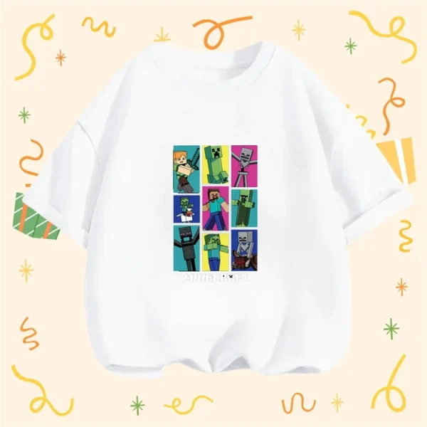 Kids' long sleeve O-neck T-shirt with Minecraft character graphic print. Unisex children's gaming top.