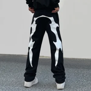Men's baggy retro embroidered hip hop jeans.