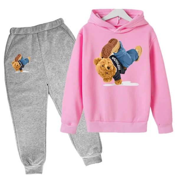 suitable for boys and girls.