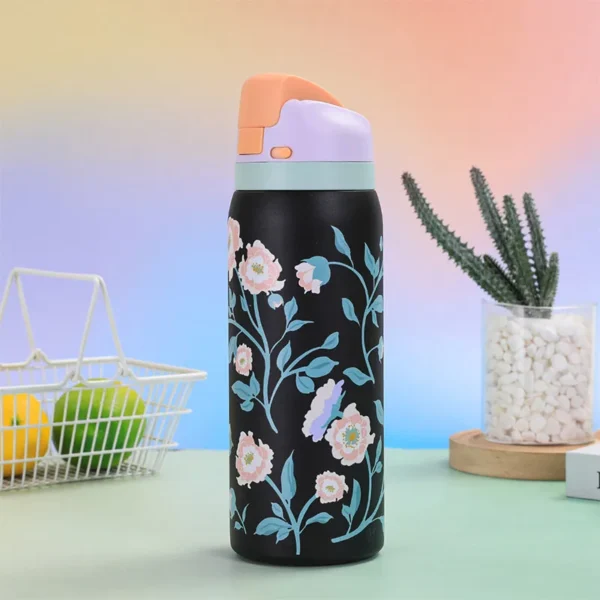 Cartoon insulated stainless steel water bottle with temperature display. BPA-free and eco-friendly.