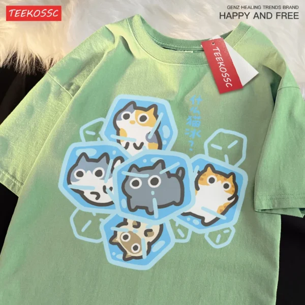 Soft gray cotton unisex t-shirt with a funny cat graphic print.