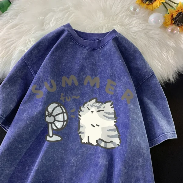 Vintage Blow Fan Cat T-Shirt