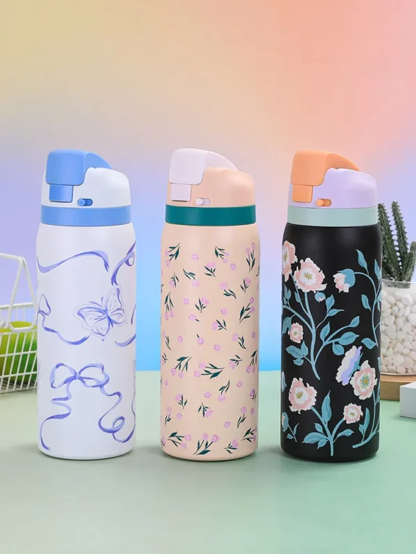 Cartoon insulated stainless steel water bottle with temperature display. BPA-free and eco-friendly.