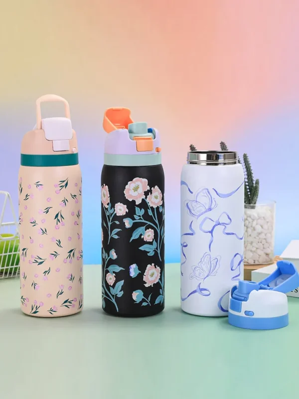 Cartoon insulated stainless steel water bottle with temperature display. BPA-free and eco-friendly.