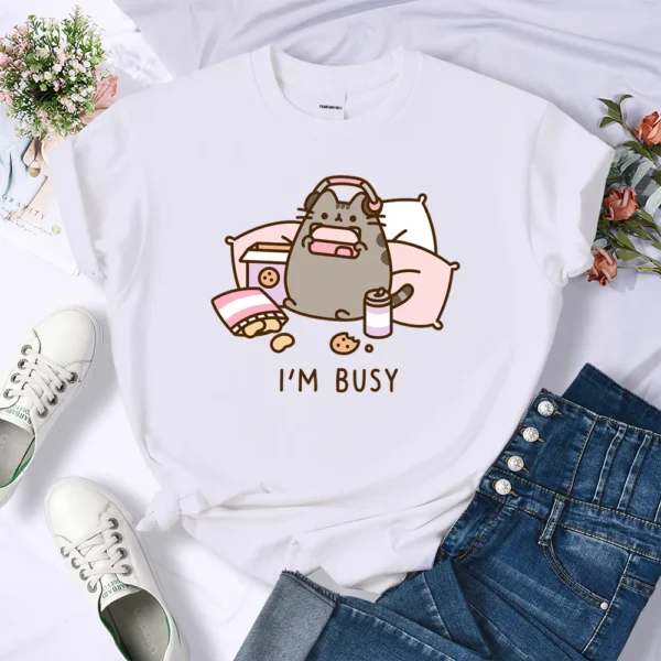 Funny 'Sorry I'm Busy' cat gamer oversized t-shirt for women.