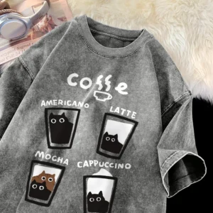 Unisex vintage cat graphic t-shirt with Y2K retro style