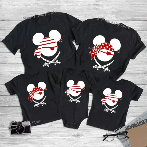 Family in matching funny Disney pirate shirts with Mickey and Minnie ears design for vacation.