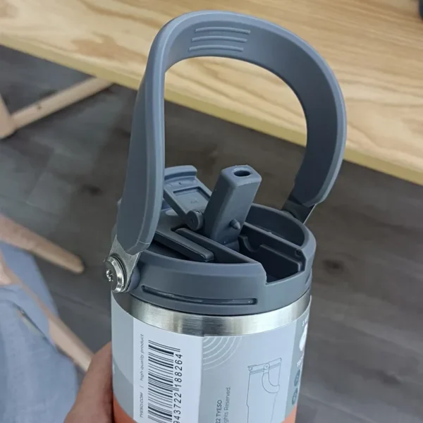 suitable for hot and cold drinks.