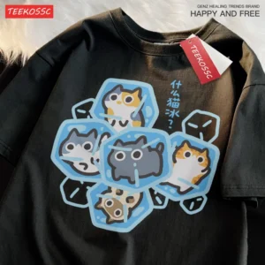Soft gray cotton unisex t-shirt with a funny cat graphic print.